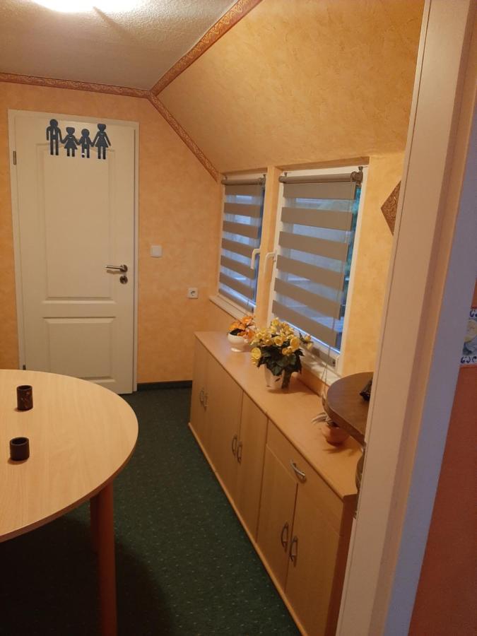 Ferienunterkuenfte Wesenberg Apartment Bagian luar foto