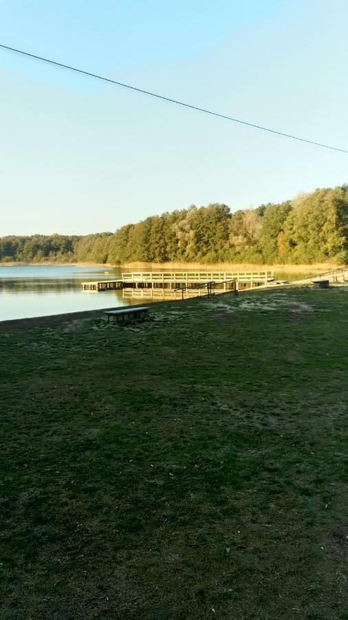Ferienunterkuenfte Wesenberg Apartment Bagian luar foto